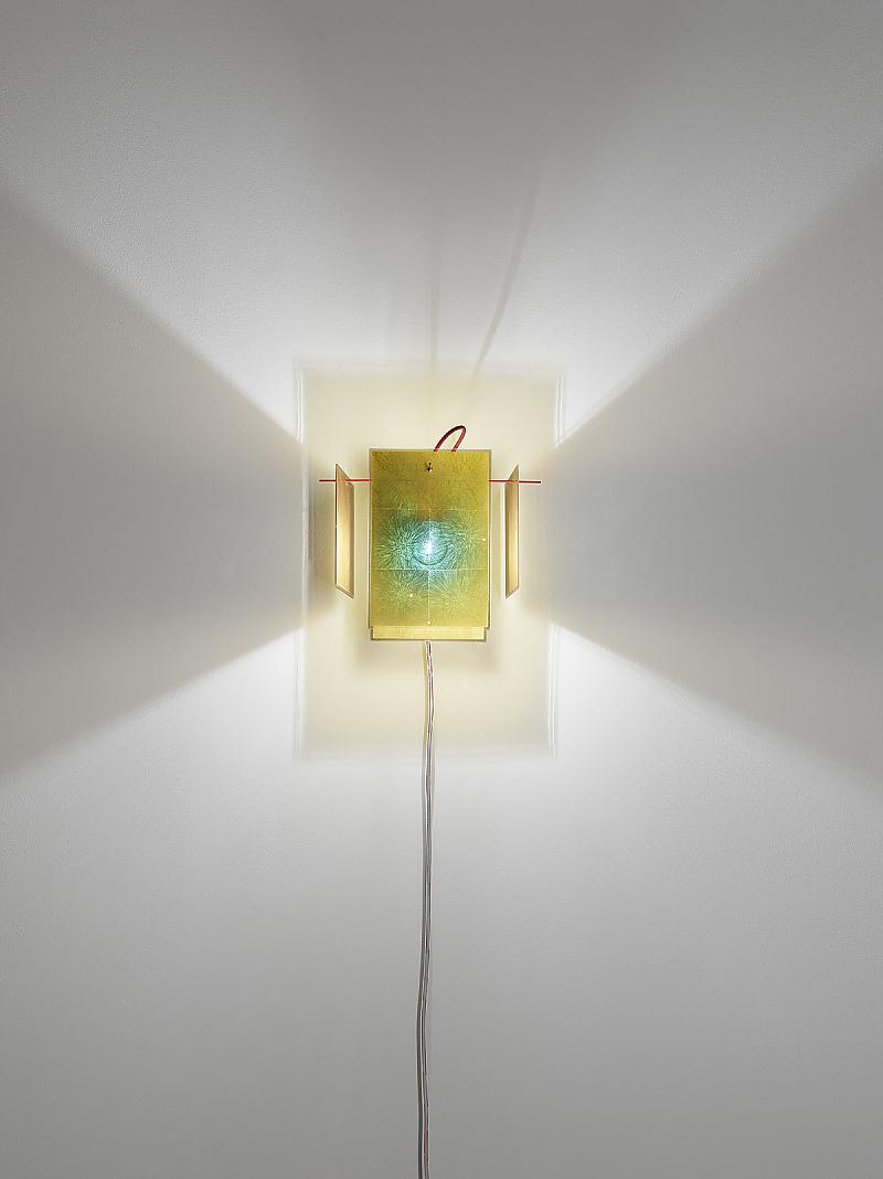 Ingo Maurer: 24 Karat Blau Wall