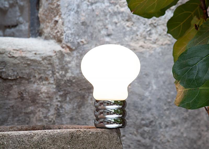 Ingo Maurer: b.bulb | battery lamp | table lamp
