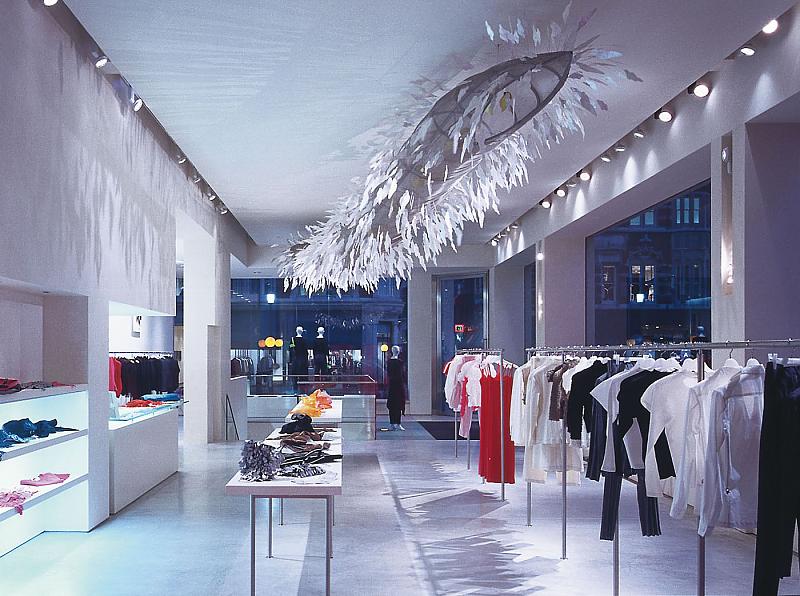 Ingo Maurer: Issey Miyake Showroom